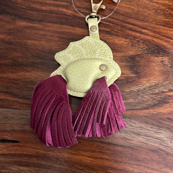 Portland Leather Betta Fish Purse Charm ORCHID FAST SHIP Portland Leather Fish - Picture 3 of 3